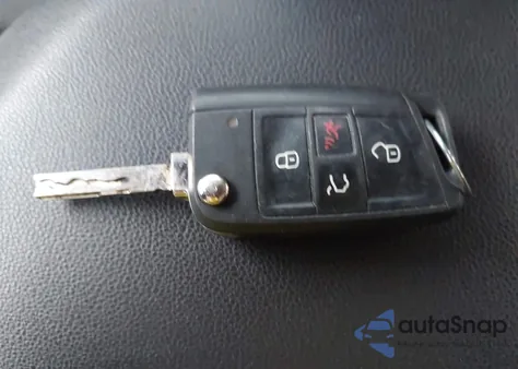 2019 Volkswagen Jetta 1.4T R-Line/1.4T S/1.4T Se from USA, damaged, VIN 3VWC57BU4KM233948